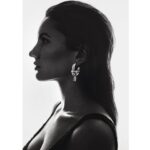 Ivana Baquero Instagram – Otra fotito del reportaje para Mujer Hoy 🖤🤍
¡Feliz Finde! / Happy incoming weekend!

Realización: Gervasio Pérez @gervasio__perez
Fotografía: Elena Olay 
@elenaolay
Asistente de fotografía: Óscar Calleja @oscar_calleja_
Maquillaje:  Cynthia de Leon
@chynthiadeleon_ @diorbeauty 
Peluquería: Alba Esteban @albaglance
Entrevista: Manu Piñón @declanmacmanu

@bedelkatalent ♠️
