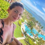 Ivana Baquero Instagram - Bye bye summer, hello autumn! Still dreaming of Mexico, though... 💭