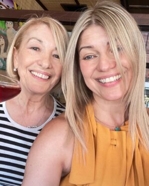 Ivana Miličević Instagram - Mama and me. We are out on a girl date where we got our hairs coifed over at @_nho_ie max a sushi lunch. @tonkamilicevic @mark_a_byrne  #blonde
