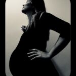Ivana Miličević Instagram - Getting #huge over here! #babybump. @triestekdunn can you believe?!