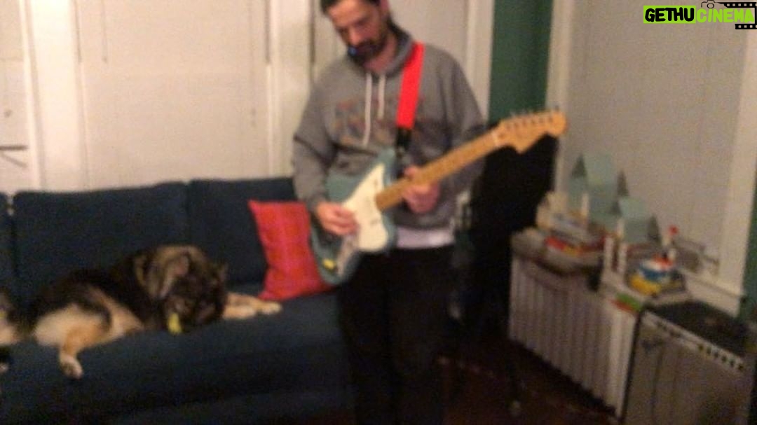 Ivana Miličević Instagram - When we were little #Tata used to play this little ditty for us and it was our favorite. Now #uncletomo @tomofromearth is playing it for mine and @paddyhogan1 ‘s little. #detroit #unclelife @vckbee