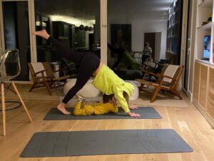 Ivana Miličević Instagram - #yoga notice the perfectly fine yoga mat right next to me.