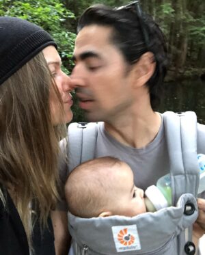 Ivana Miličević Instagram - Happy Mothers Day, America and most of Europe. Mama. I love you so much. Thank you for raising me. Thank you to my husband for making me a mama. And thank you to my #baka in who’s body the egg that made me was formed.  It’s not Mother’s Day in ireland and it’s weird to not be celebrating fully on the same day as my Mama and  the Mamas I love so much. Also, Special  love out to the people who are celebrating Mother’s Day without their mamas for the first time. My heart goes out to you especially this year. I love you.