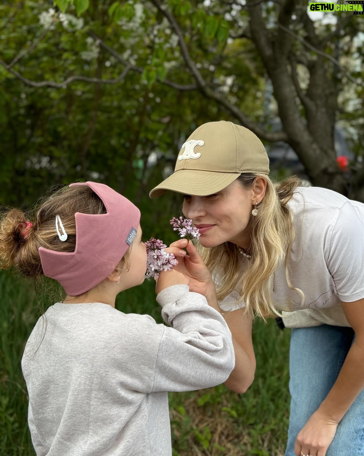 Ivana Surovcová Instagram - Útržky z posledných dní🌸 Voňavá JAR a jej spoznávanie 👧🏽👶🏼