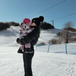 Ivana Surovcová Instagram – Pokiaľ mi dovolíš ta držať v náručí❤️ #zatancujSiSomnou