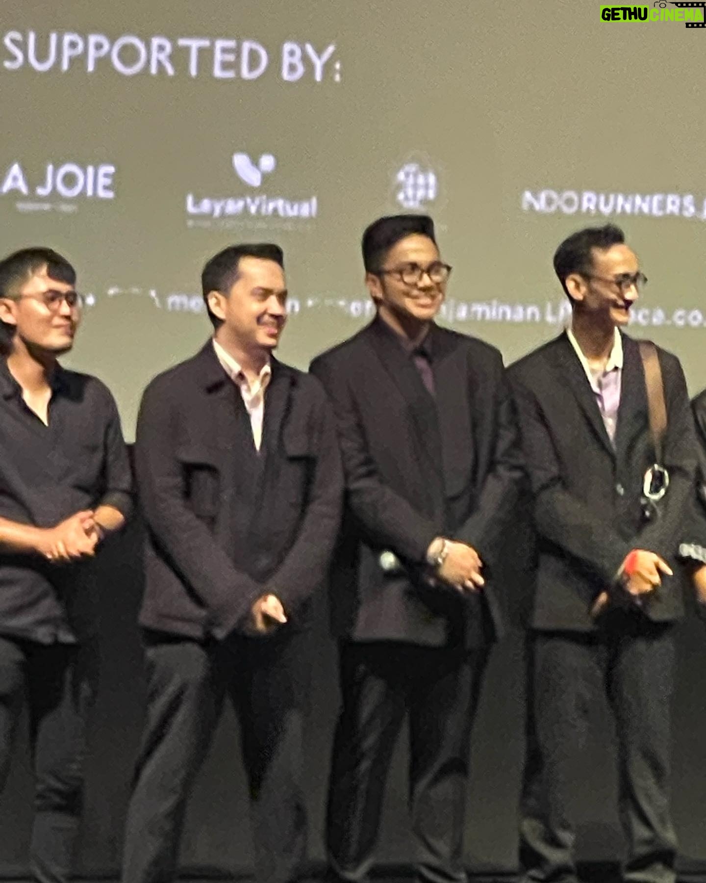 Ivanka Suwandi Instagram - Congratulation for great film @sinemaku.pictures @inarahsyarafina @umayshahab and producer @prillylatuconsina96 mba Yahni πππTEMURUN unik, tegang, sedih, miris, drama horor thriller ππππ. Great work script by @vontiansuwandi keep the spirit. πβ¦β¦πππππ. Best act my sis @karina.suwandi81 great act @yasaminjasem love it so much. Also very good act other cast team all involved it will be very well noticed by audiences all hard work