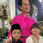 Ivanka Suwandi Instagram – Tertawan Hati everyday @sctv  @essjaystudios_ph  at 20.00 pm @davidsuwarto  @jimmy_lalwani  @sridhar_jetty117  @bapusanjeev