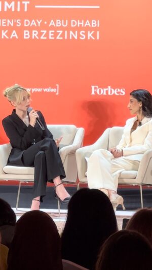 Ivanna Sakhno Instagram - Ukraine’s reclaiming of Crimea is crucial not only for its sovereignty but also for restoring justice and human rights for the Crimean Tatar community. 

Крим - це Україна. 
#Forbes3050