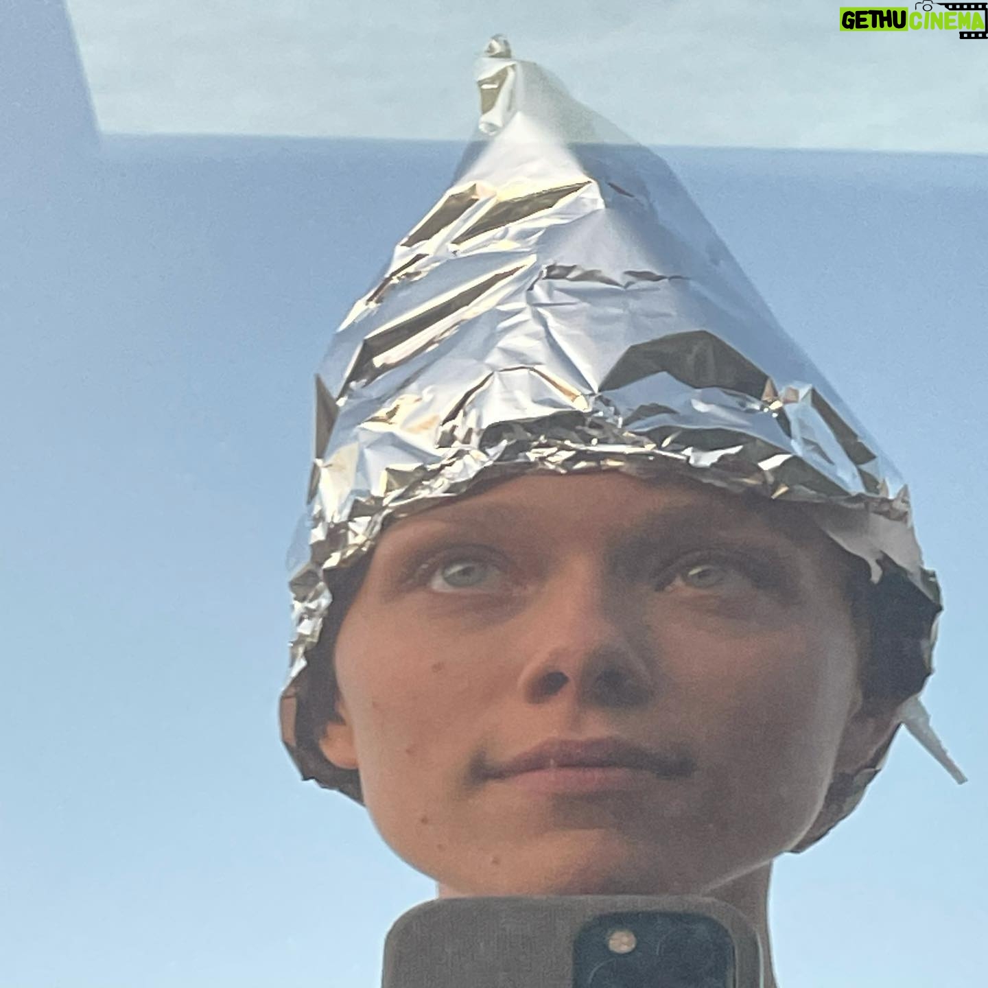 Ivanna Sakhno - 7.9K Likes - all is well as long as we keep spinning