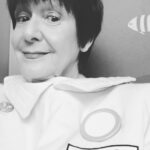 Ivonne Coll Instagram - Tonite is the night!!CW at 9pm Pacific time , we're back on our final Season! It will be a crazy and joyful ride! Enjoy it!Thanks to all for your love♡♡♡ #Season5 #janethevirgin #AlbaVillanueva #Abuela #"tothemoonAlba, #tothemoon"!