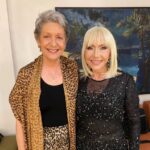 Ivonne Coll Instagram - Esta noche tuve el distintivo honor de ver a mi querida amiga de mi juventud Lissette Alvarez , botarse en su fabulosa produccion en el Centro de Bellas Artes. Gracias a Angie Garcia por la invitación a su magnifica Producción. Y a mis amigas Lirin y Anabelle por haber compartido. #nochemagica