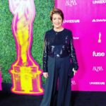 Ivonne Coll Instagram - One more from this amazing night at the 2018 Alma Awards. Thank you for this great honor #janethevirgin photo: @espada_pr top: @dvf pants: @luisantonio_moda make up: @michalmakeup hair: @gregorybhair