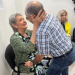 Ivonne Coll Instagram - Recibí un homenaje en mi pueblo de Fajardo Puerto Rico, donde se ha creado un museo de las artes. Se llama Casa Cultural Joaquin Mouliert, donde también están mis retratos y las de muchos otros artistas prominentes kariduros. El honorable alcalde José Anibal Meléndez Mendez me otorgó una bella canasta de flores junto a otros obsequios otorgados por otros miembros del pueblo hacia mi. Me encontré con Anita Ferrero, quien está conmigo en la primera foto. Yo llevé la fotografía de cuando ambas teníamos un año y medio en casa de titi Panchita en Fajardo posando yo en mi culero y mi flor de amapola en la cabeza y ella con su pañuelo español. Me galardonaron con fotos y placas de reconocimiento y con flores vivas como gardenias y orquídeas, ya las cuales ya replanté! En el evento se encontraba también Paquitin, con quien me di mi primer beso de niña y mis primas postizas de pueblo, Lizzy y Madeleine Hones. Fue un placer encontrarme con la primera dama del pueblo, la querida madre del alcalde. Y fue un honor que el niño de 10 años estudiante de arte, Joel Flores Candelario, me obsequiara con una de sus obras hecha para mi, la cual enmarcaré muy pronto. Al final me pusieron la música de "Una Chica Llamada Ivonne Coll", mi tema musical de mi programa de televisión de los años 70 porque me he dado cuenta que nunca dejaré de ser la chica tropical para esa generación de antes, aunque para la de ahora sea Abuela. #puertorico #myhometownpayshomagetome #Fajardo