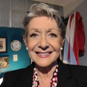 Ivonne Coll Instagram - Check out the link in my bio to see my new YouTube Channel which has the latest show I did in the Center for the Performing arts in Puerto Rico, and many among other things.#CentrodeBellasArtesSanturce #cabaretshow##paistropical#newyoutubechannel