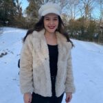 Izabela Vidovic Instagram – Cali girl meets her first white Christmas ❄️