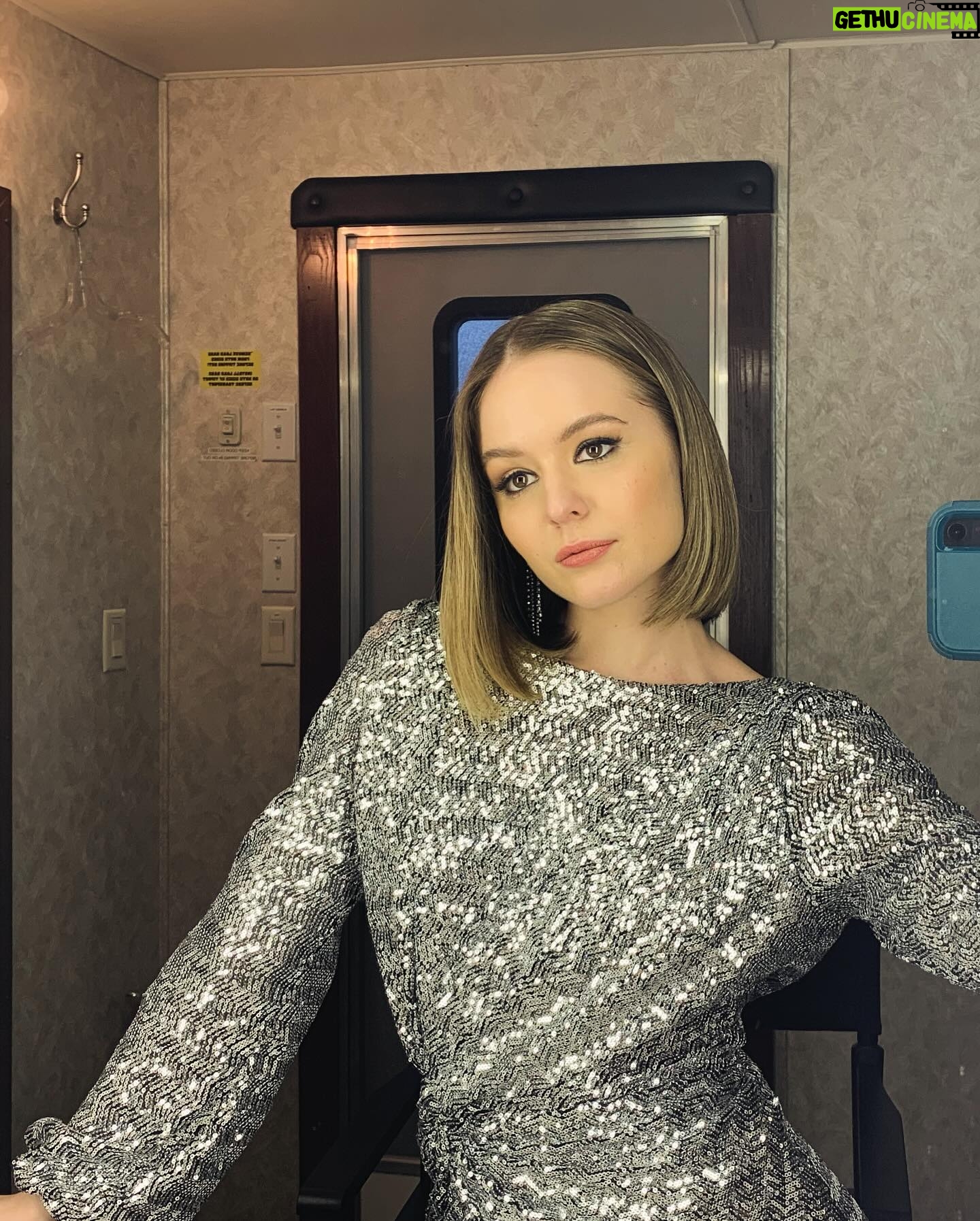 Izabela Vidovic Instagram - Last night’s episode was a wild one @nbclawandorder
