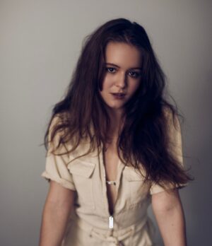 Izabela Vidovic Instagram - More unreleased from one of my favorite shoots w/ @imcalebshane
••
photographer: @imcalebshane 
stylist: @morrisma 
hair & makeup: @hola_geraldine