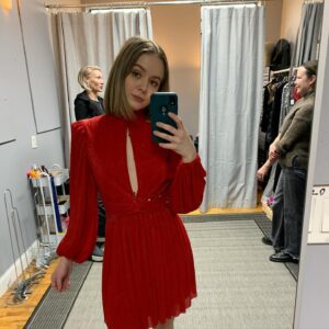 Izabela Vidovic Instagram - Most fun wardrobe fitting by far 👗 Excited to share what I’ve been filming (:
