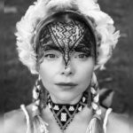 Izabella Miko