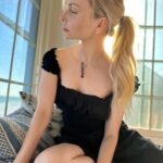 Izabella Miko