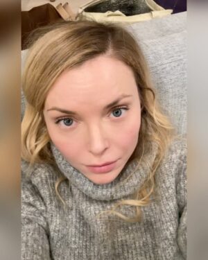 Izabella Miko Instagram - Yes, our pets are our mirrors and also such great teachers for us. Keanu and I are so similar in a lot of ways. It takes a lot to earn our trust, but once you do, we are yours forever. We don’t jump around begging for attention, because we know our worth, but once you have OUR attention we will love you so fiercely and deeply, you will never be the same…but we are both very selective:-)
I’m so happy Keanu chose me to adopt him. He’s a very “challenging” dog, but oh man the loyalty and the love he shows me… 😍 He tried to stop me from packing for Poland and kept laying on top of me. He was already missing me. Haha!
This cozy sweater is from @mohitofashion as you keep asking me about all my recent winter wear :-)

#mansbestfriend  #rescuedog #rescuesofinstagram #dogsofbark #huskyheaven #dailybarker #rescue #husky #huskiesofinstagram #huskylove #malamute #malamutehusky #malamutehuskymix #adoptdontshop 
#bestfriends #greatestteacher #dogswholookliketheirowners #dogrelationship #doggoals #mirrorwork #lovefiercely