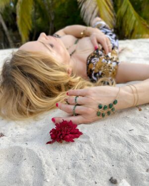Izabella Miko Instagram - Happy International Women’s Day my Lovelies! Embrace your feminine and all the power that comes with that gift and celebrate everything that makes us so unique! Personally, I thrive in my feminine the most when I’m supported by the masculine, where I can relax into my vulnerability and feel safe, so I celebrate all of the men in my life today as they help me blossom and be the best I can be!
And dear woman I appreciate everything you do. We are asked to look good, be successful, nurturing, be mothers and wives and housekeepers and cooks and somehow do it all in high heels smiling without forming a wrinkle or an inch of cellulite. Yes, maybe nobody is “telling” us to do that anymore, but the social pressure is there and it’s not easy not to crumble under the weight of it. I see you and feel you. You are all heroes to me!!!!

#womenarebeautiful #womenareheroes #dzienkobiet #polskakobieta #polskadziewczyna #polishgirl #polishwoman #polishwomen #embracethefeminine #femininity #tobeawoman #whatwomengothrough #celebratewomen #jestesciepiekne #tulum #beachlife