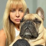 Izabella Scorupco Instagram - Don’t forget to meditate ❤️#namaste Ozzy