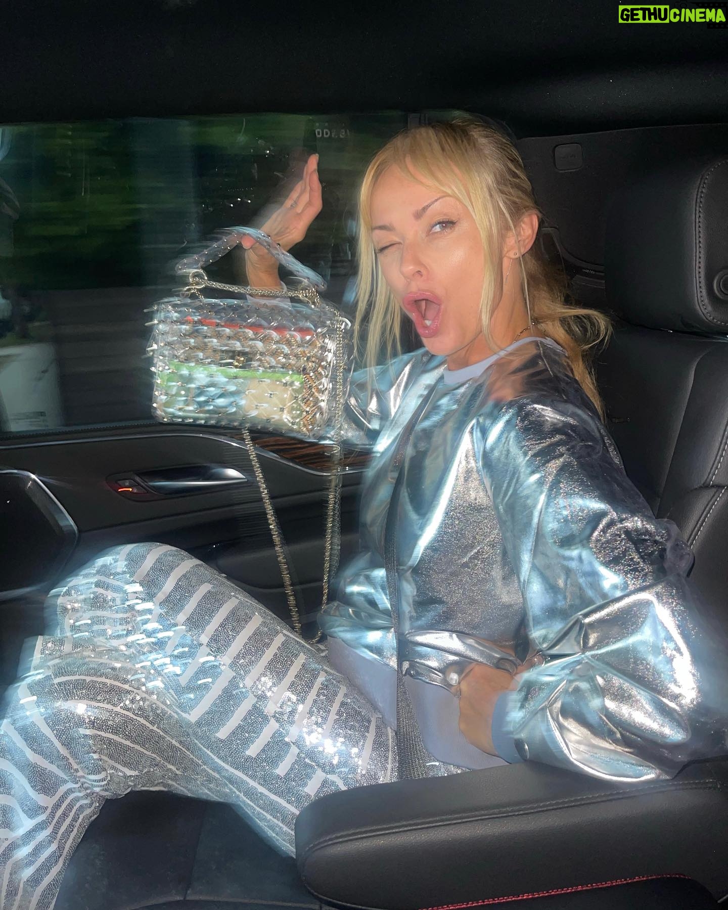 Izabella Scorupco - 5.1K Likes - Lemme hear you say HEY MS. CARTER #beyonce @juliascorupco