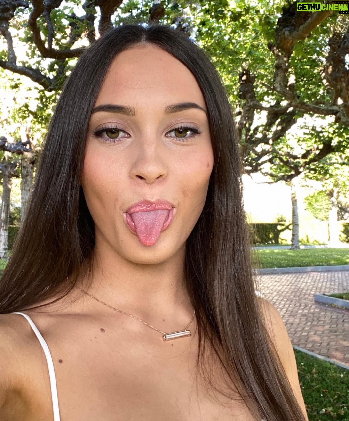 Izabella Scorupco - 8.5K Likes - Happy birthday my most beautiful baby girl! 🎈You are the funniest, strongest, most loving, bravest and the most intelligent woman I know. I pinch myself every day thanking life for allowing me to be your Mamma. I love you endlessly ❤️ @juliascorupco
