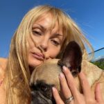 Izabella Scorupco Instagram - In dog therapy ❤️‍🩹