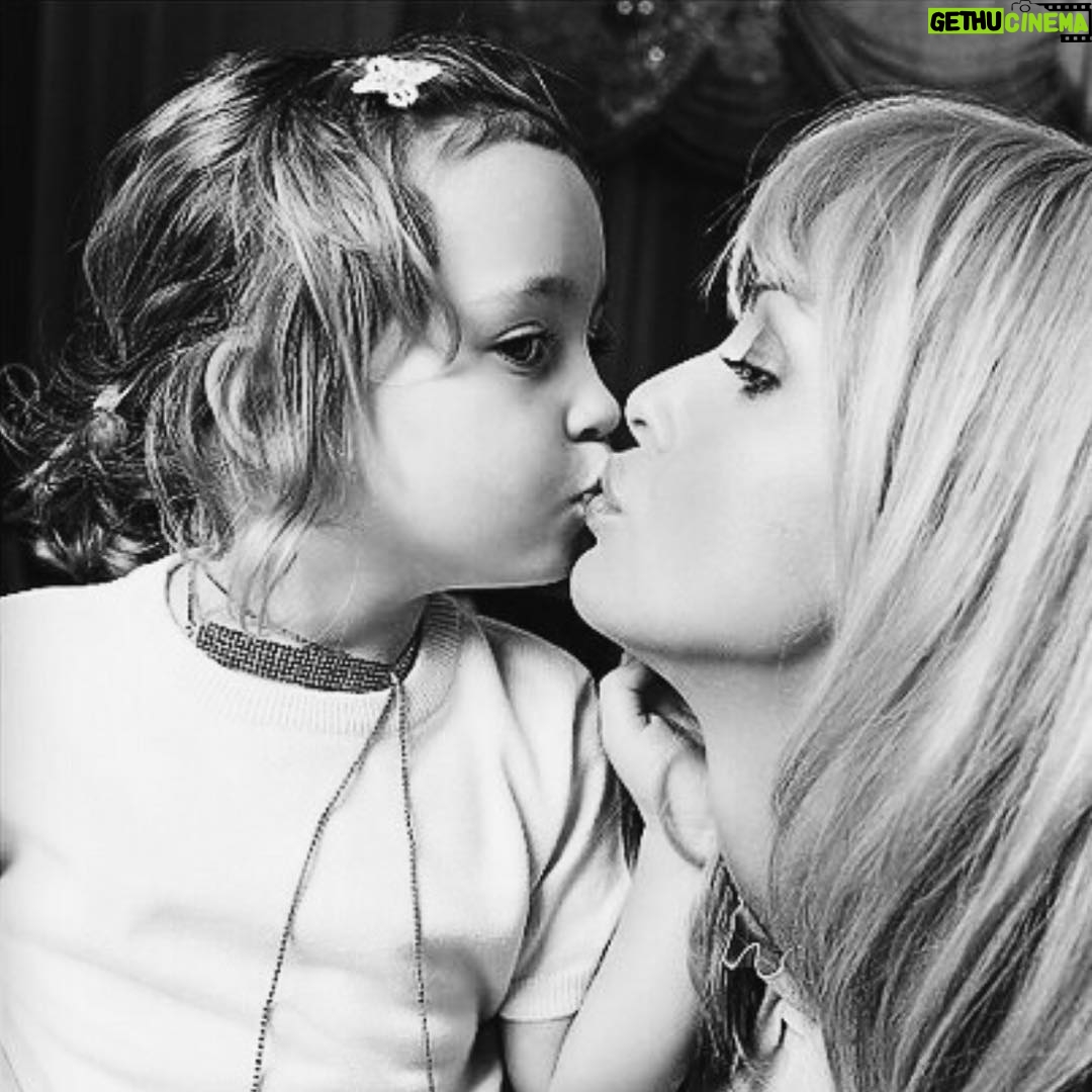 Izabella Scorupco - 5.1K Likes - I manifested you since the day I was born ❤️ @juliascorupco #internationaldaughterday
