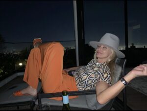 Izabella Scorupco Instagram - One of those LA nights, when the stars come out....🇮🇴