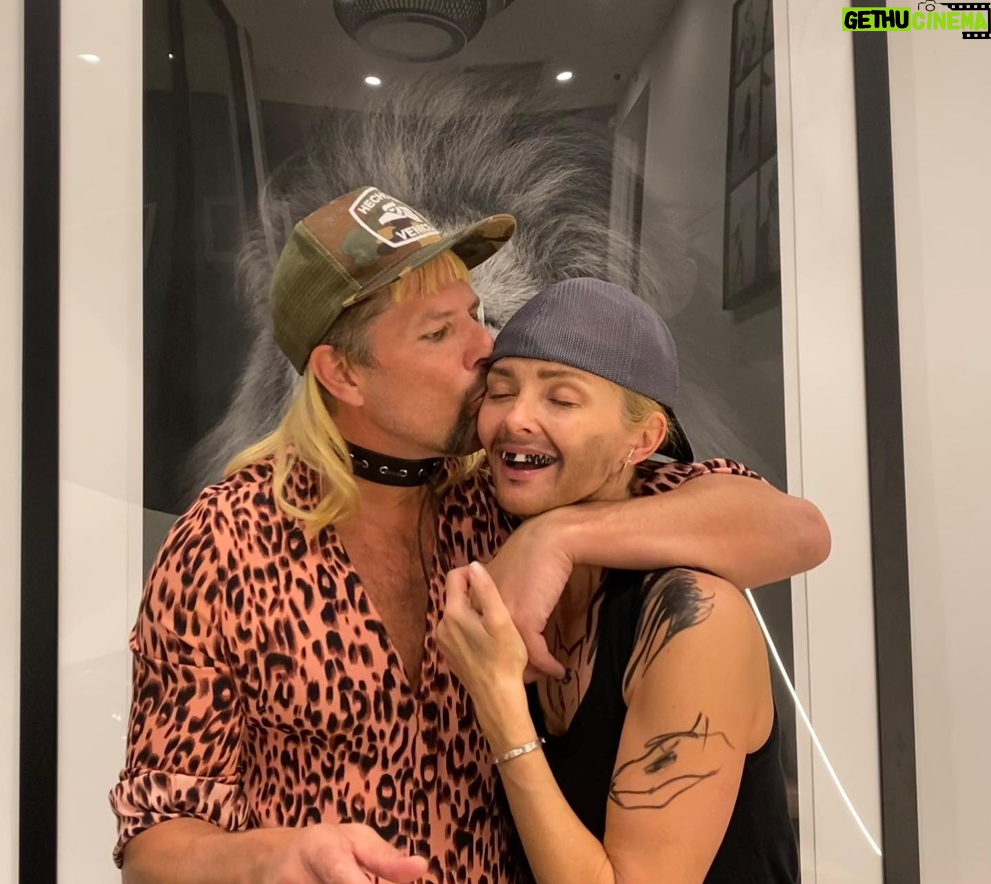 Izabella Scorupco - 7.2K Likes - Happy birthday to my hubby, my best friend, my dream come true ♥️💨
