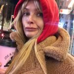 Izabella Scorupco Instagram - Damn it’s cold in my Swedenland! 🥶
