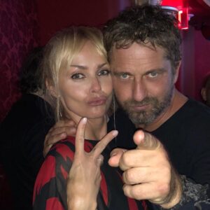 Izabella Scorupco Instagram - Amazing night and sweet reunion with my dear Gerard while 💃🏼⚡️🕺🏻 to Duran Duran