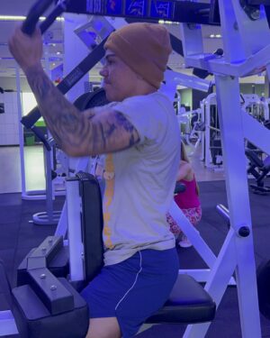 Jéssica Andrade Instagram - Bora fazer força que a luta não foi Marcada mais os treinos não param obrigado @marcopreparadorfisico pelo ótimo  trabalho sempre e obrigado a @lightfitness_concept pela parceria @nobruprvt @prvtsjp