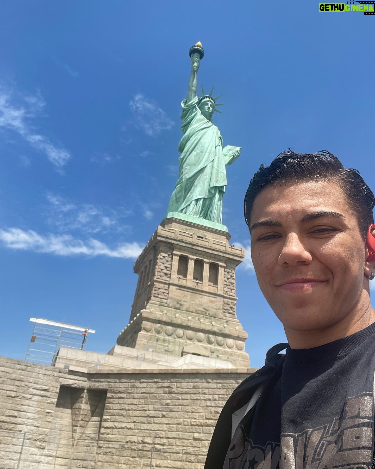 Jéssica Andrade - 2.4K Likes - Conhecendo mais um pouco de new York