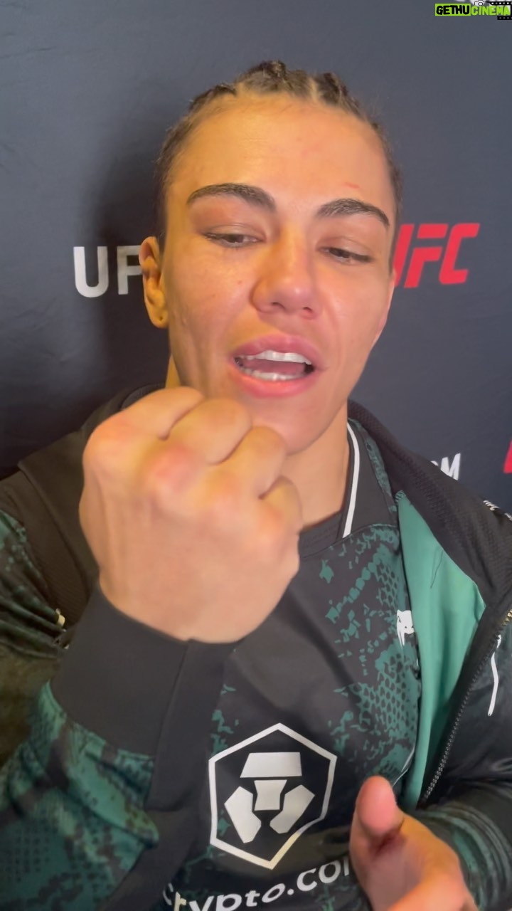 Jéssica Andrade - 1.9K Likes - Única lutadora do UFC com vitórias em três categorias de peso. Ex-campeã dos palhas e ex-desafiante ao título dos moscas. Respeitem, apenas isso! #ufc295 @jessicammapro