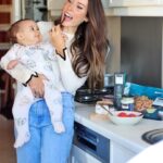 Júlia Belard Instagram – Dia de vir às compras da semana, é dia de Pingo Doce! Um dos nossos programas preferidos é ir às compras em família ☺️ Todos gostamos, especialmente as crianças! O Pingo Doce é a nossa escolha porque além dos nossos favoritos encontramos sempre novidades que surpreendem, como estas iguarias 😍 Os crocantes de lula com esta maionese de trufa, são obrigatórios! A juntar a um queijinho de azeitão e um sorbet de morango, perdição! 🙈

#IguariasPingoDoce #PingoDoce #NovidadesPingoDoce #Pub @pingodoce