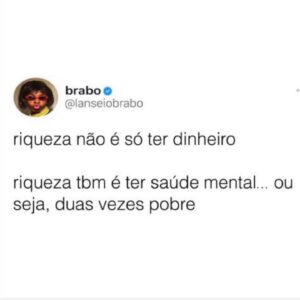 Júlia Rabello Instagram - … entregue aos memes.