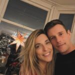 Júlia Rabello Instagram – Por aqui foi assim ♥️ Desejo que 2024 seja muito amoroso para todos!