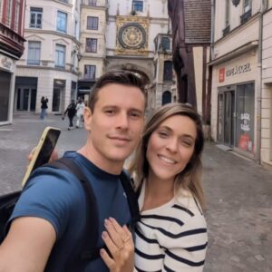 Júlia Rabello Instagram - Obrigada, madrinha @klm ! Love is in the air ♥️✈️ #klm