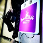 JUJU Instagram - 34/53 岩手店。「岩手って素晴らしいわねぇ！次はもっとゆっくり来たいわぁ。わんこそば兄弟とも一度呑んでみたいし…」ってママが言ってました。 みなさんありがとうございました( ♡ᴗ♡ ) #スナックJUJU