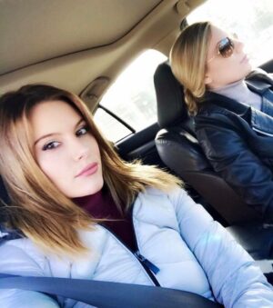 Jackie Moore Instagram - #Jersey #backsoon @noely1224 👯