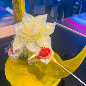 Jackie Sorkin Instagram - Hey Friends! Tune In 📺 Check out our New Super Sweet Special on @netflix 
{🍭SUGAR HIGH🍭} airing immediately after the series finale of Sugar Rush Extra Sweet Season 3

Featuring the jaw-dropping Sugar Art creations of master Pastry Chefs, Confectioners & every-day Candy Makers! 

So excited for this artistry to come to life. Had such a blast working with this talented bunch! You don’t want to miss these incredible edible masterpieces! Grab your fam & enjoy the show! 
Xo, Candy Queen 💋🍭

@netflixfood @netflix 
#sugarhighnetflix 
#sugarrushextrasweet