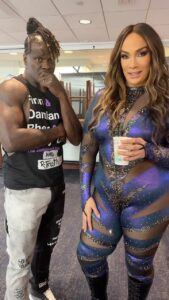 Jackie Redmond Instagram - Omg is Nia Jax warming up to me !!? 😊 #wweraw #wwe #mondaynightraw #meangirls #meangirlsmovie