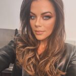 Jackie Redmond Instagram - Viva Las Vegas !! ✌🏻 I forgot to take pics by the WrestleMania XL Kickoff stage - like a total dummy. Anyway happy Super Bowl Sunday. I’m just rooting for a good game and for some of my prop bets to come thru. PS. New episode of the Jackie Redmond show is upppppp. Link in bio. Go watch or something. 😬 #wwe #wweraw #wrestlemania