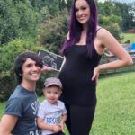 Jaclyn Glenn Instagram - SURPRISE!!! Our family is getting a lil bigger this December ♥️♥️ BABY FRANK # 2!!! So excited to finally share the good news we’ve known about for 6 months already! Time flies!! Video of us finding out live on the vlog channel now - link in bio 🍼