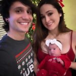 Jaclyn Glenn Instagram – First Christmas as a family of 4 ♥️🎄♥️