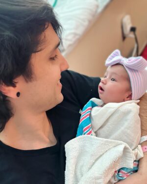 Jaclyn Glenn Instagram - Introducing Violet - she's small, she's sweet, and already coloring outside the lines in our lives! 

💜 @violetadrianafrank